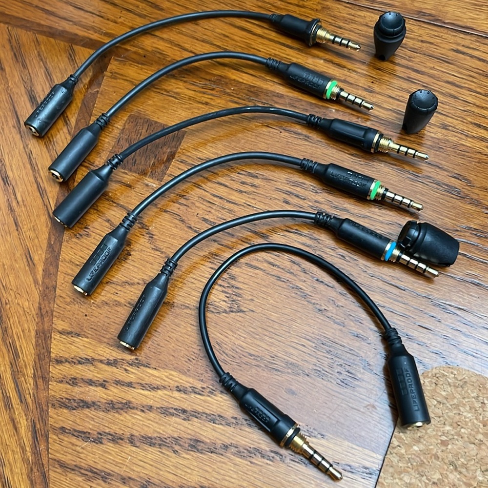 Lifeproof 3.5mm Audio Adapter Cables Adaptors Cords for iPad and iPhone